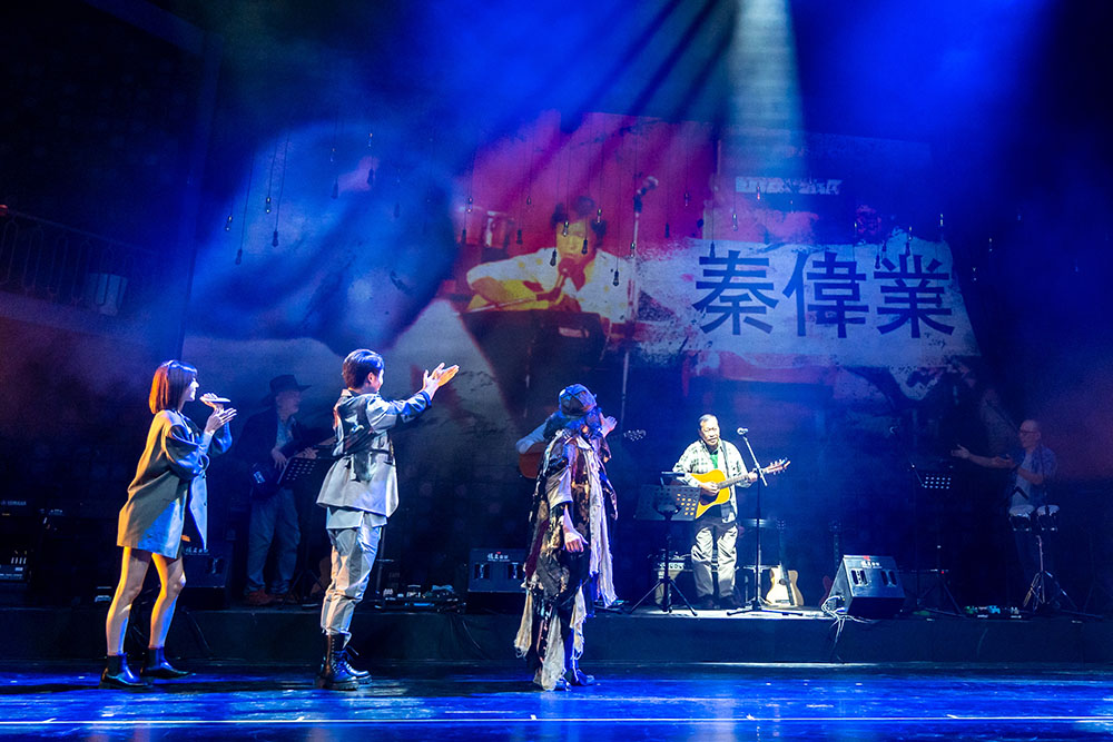 秦偉業老師演唱當年成功追到老婆的經典歌曲